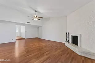 4418 W Desert Hills Dr, Glendale, AZ 85304 - Photo 11