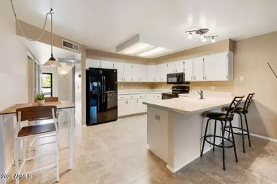 8020 E Keats Avenue N #301, Mesa, AZ 85209 - Photo 7