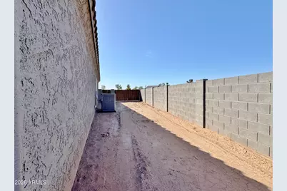 15188 S Country Club Drive, Arizona City, AZ 85123 - Photo 37