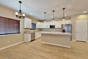 15188 S Country Club Dr, Arizona City, AZ 85123 - Photo 7