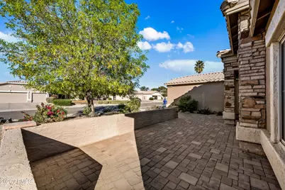 1121 E Powell Way, Chandler, AZ 85249 - Photo 3