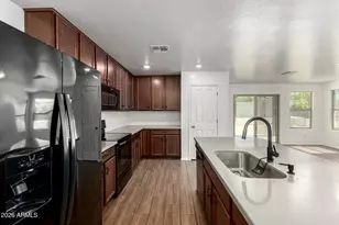 5817 S 30th Glen, Phoenix, AZ 85041 - Photo 13