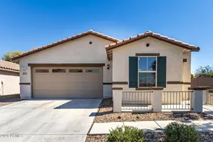 5817 S 30th Glen, Phoenix, AZ 85041 - Photo 1