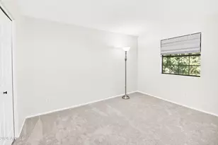 1861 E Sunburst Ln, Tempe, AZ 85284 - Photo 35