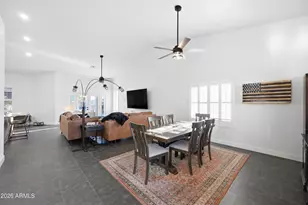 221 E Appaloosa Ct, Gilbert, AZ 85296 - Photo 13