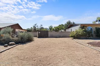 4001 E Becker Lane, Phoenix, AZ 85028 - Photo 5