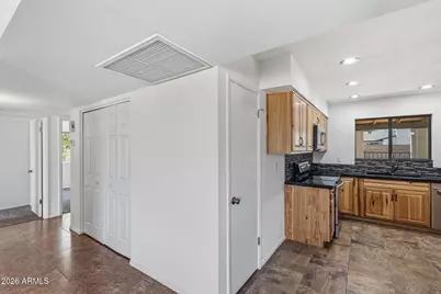 4001 E Becker Lane, Phoenix, AZ 85028 - Photo 15