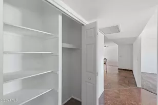 4001 E Becker Ln, Phoenix, AZ 85028 - Photo 29