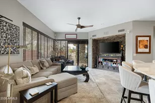 10397 E Loving Tree Ln, Scottsdale, AZ 85262 - Photo 11