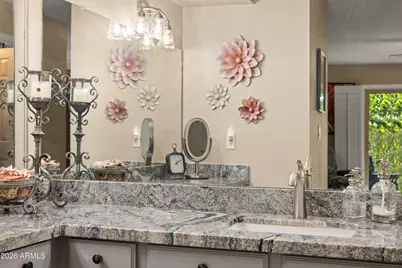 9827 W Topeka Drive, Peoria, AZ 85382 - Photo 17