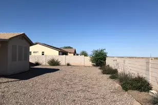 12600 W Diaz Dr, Arizona City, AZ 85123 - Photo 13