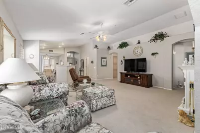 8432 W Charter Oak Road, Peoria, AZ 85381 - Photo 9