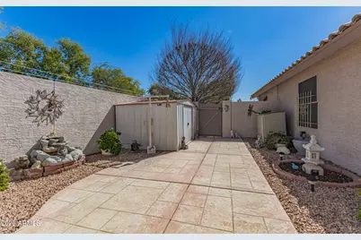 8432 W Charter Oak Road, Peoria, AZ 85381 - Photo 29
