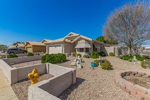 8432 W Charter Oak Rd, Peoria, AZ 85381 - Photo 5