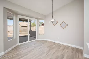 11614 W Palm Ln, Avondale, AZ 85392 - Photo 9