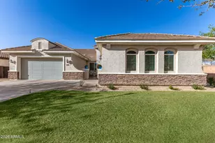 2124 E Canyon Pl, Chandler, AZ 85249 - Photo 1