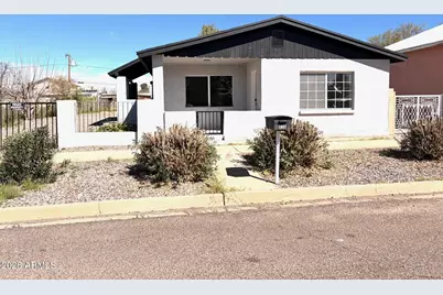 826 E 1st Street, Douglas, AZ 85607 - Photo 1