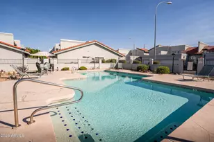 8619 N Shadow Ln, Peoria, AZ 85345 - Photo 27