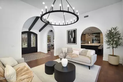 2421 E Montebello Avenue, Phoenix, AZ 85016 - Photo 11