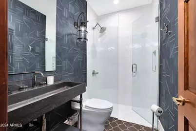 2421 E Montebello Avenue, Phoenix, AZ 85016 - Photo 53
