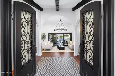 2421 E Montebello Avenue, Phoenix, AZ 85016 - Photo 7