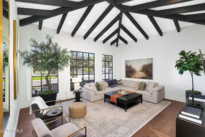 2421 E Montebello Avenue, Phoenix, AZ 85016 - Photo 13