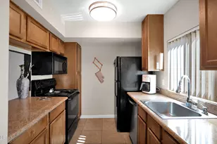 3500 N Hayden Rd, Scottsdale, AZ 85251 - Photo 17