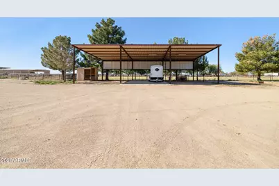 7496 S Linda Lou Road, Eloy, AZ 85131 - Photo 9