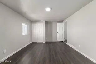 3449 N 72nd Dr, Phoenix, AZ 85033 - Photo 17