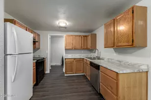 3449 N 72nd Dr, Phoenix, AZ 85033 - Photo 13