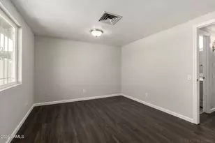 3449 N 72nd Dr, Phoenix, AZ 85033 - Photo 21