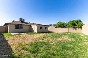 3449 N 72nd Dr, Phoenix, AZ 85033 - Photo 31