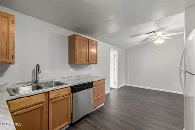 3449 N 72nd Drive, Phoenix, AZ 85033 - Photo 15