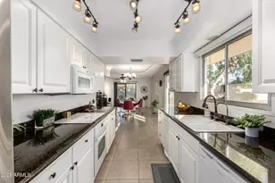 18819 N 129th Ave, Sun City West, AZ 85375 - Photo 9