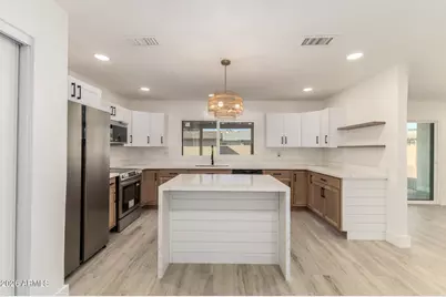 4334 W Purdue Avenue, Glendale, AZ 85302 - Photo 3