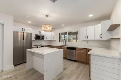 4334 W Purdue Avenue, Glendale, AZ 85302 - Photo 5