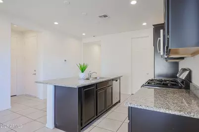 17592 W Hadley Street, Goodyear, AZ 85338 - Photo 3