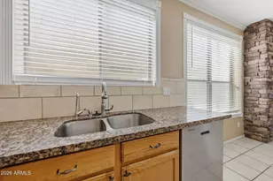 25828 N 67th Dr, Peoria, AZ 85383 - Photo 13