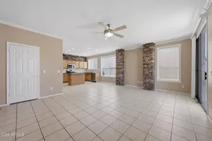 25828 N 67th Dr, Peoria, AZ 85383 - Photo 21