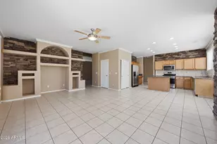 25828 N 67th Dr, Peoria, AZ 85383 - Photo 11