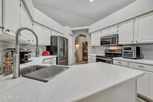 18779 N 89th Ave, Peoria, AZ 85382 - Photo 11