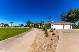 39899 N Creekside Rd, San Tan Valley, AZ 85140 - Photo 5