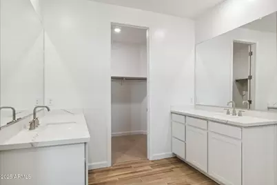 27365 N 69th Lane, Peoria, AZ 85383 - Photo 11