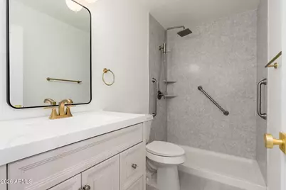 1704 E South Mountain Avenue, Phoenix, AZ 85042 - Photo 25