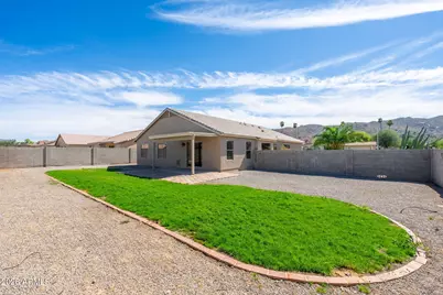 1704 E South Mountain Avenue, Phoenix, AZ 85042 - Photo 31