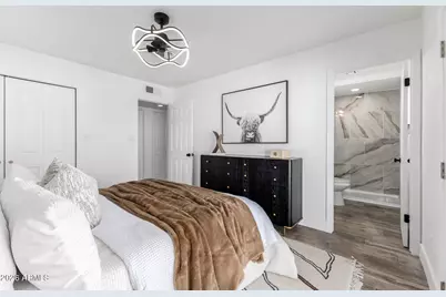 3802 W Mauna Loa Lane, Phoenix, AZ 85053 - Photo 17