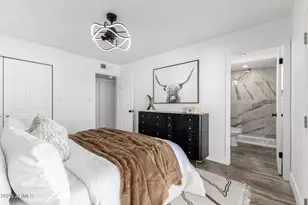 3802 W Mauna Loa Ln, Phoenix, AZ 85053 - Photo 17