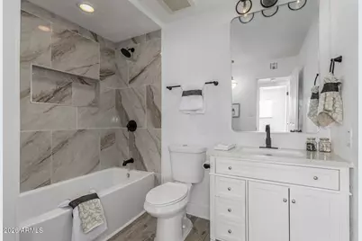 3802 W Mauna Loa Lane, Phoenix, AZ 85053 - Photo 23