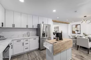 3802 W Mauna Loa Ln, Phoenix, AZ 85053 - Photo 9