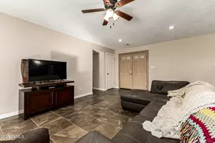 14240 N 41st Ave, Phoenix, AZ 85053 - Photo 9